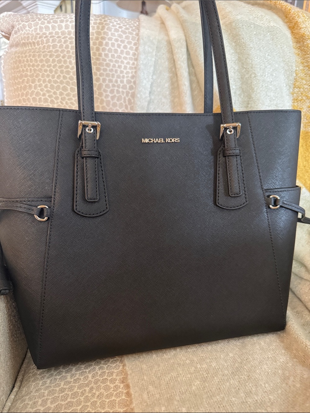 Michael Kors NEW Women's Black Saffiano Leather Tote Bag with Silver Logo